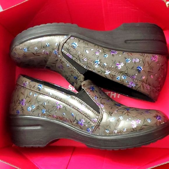 easy street Shoes - Clogs (Easy Works - Easy Street) Leeza. Grey Blue Floral, W Sz 7 nursing shoes